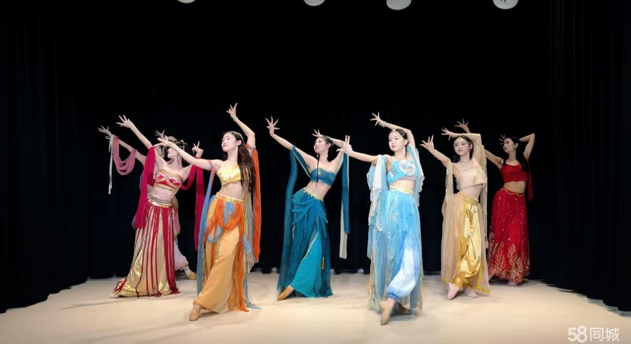 本地演藝團(tuán) 一站式專業(yè)慶典演繹資源與活動(dòng)服務(wù)解決方案